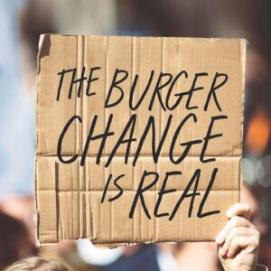 Maria Dias Instagram - Consultorias bonitas! O @mother.burger tem um menu melhorado por mim 💘 Novo hambúrguer, novos molhos, melhorias no hambúrguer tradicional de feijão preto e nos nuggets, e posso garantir que ficou 🔝! Tudo vegan, tudo feito à mão com bons ingredientes, disponível nas várias lojas de Lisboa e por uber eats 🤤