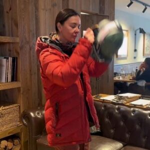 María Elena Dressel Instagram - #Andorra2024 Agradecida de poder viajar, de disfrutar, reflexionar y sobretodo de haber pasado unos días increíbles en la montaña (una de mis grandes pasiones), rodeada del amor y cuidados de mi reina @soledadbarias ♥️