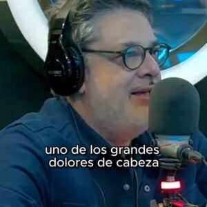María Elena Dressel Instagram - Los mejores imitadores de caballos están en #NadaEsTanGrave.

👉🏻 Así como hay espacio para las noticias de contingencia, también hay para sacar los talentos ocultos.

👀Acompaña a María Elena Dressel y Marco Silva de lunes a viernes de 07:00 a 10:00 horas en la 88.5 y envivo.concierto.cl