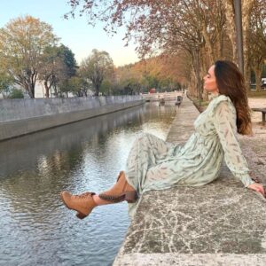 Maria Faleiro Instagram - Esta tranquila cidade abençoada pelo rio Lis e com um castelo de 900 anos repleto de história. Cidade pintada de verde e castanho. Gosto sempre de a visitar, sobretudo pelas pessoas. Deixo-vos o entardecer de Leiria. 
#leiria #leiriaportugal #castelo #riolis #casteloleiria #historia #verde #castanho #entardecer #visitarleiria #portugal #atriz #cidademilenaria #vitalbeauty
