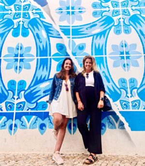 Maria Faleiro Instagram - Um ano depois, a manter a tradição. Desta vez, 3 💙 

#portugal #algarve #lagos #arquiteturaportuguesa #tradição #fotografiadapraxe