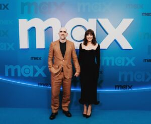 María Luisa Mayol Instagram - Gracias @hbomaxes. Linda noche celebrando la grandeza de lo ya hecho y la ilusión de lo que está por venir. 
Gracias @davidxdyp por ser tan maravilloso. Qué suerte tengo de tenerte cerca. Eventazo de alto nivel @dypcomunicacion, los mejores SIEMPRE 🌟
Gracias @victorlafuentephoto por las lindas fotos. 

Gracias siempre al mejor equipo del mundo mundial  @capelliercapellier @elleme @ysl @robertosiguero @lucerohurtadonails @albanavamakeup @lancomeofficial @beautyexpertlancome @melturlay @nenasanzraab @kuranda_agencia @noeliasalc @adelaidecarlo