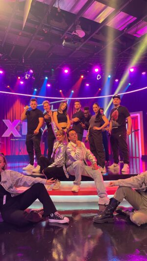 María Mera Instagram - 💥 Non te olvides de poñer esta noite, ás 22:30 h, a Televisión de Galicia porque tes unha cita con @cinemateam_oficial, @xrgayoso e @anagayo 🌟 María e César xa están preparados!
.
.
.
#tvshow #tv #programatv #TVG #CTV #NoiteXigante #show #entretenimiento #audiovisual #produccion #artistas #television #programa #concurshow #gayoso #orquestacinema #noitexigante