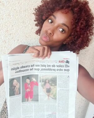 María Nela Sinisterra Instagram - Gracias a #pedroprietoperiodista  por esta nota en el diario  gracias a @tolo_sans  por las fotos #ultimahora #mallorca #marianelasinisterra #actrizlatina #actrizmarianelasinisterra