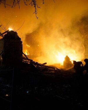 Maria Ryaboshapka Instagram - I would like to share with you the latest events that cannot be ignored. I would like people to know that the war is still going.
Even on New Year’s and Christmas holidays, our people have suffered massive rocket attacks and the war still going on every day. 
In the carousel you will be able to see how the holidays were held in different cities of our country as well as what happening now.
 
Photo by @anton_lavrin
 
#Prince #actress #mariariaboshapka #war #ukraine