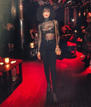 Maria Sten Instagram - last night, celebrating a stunning new collection from @prabalgurung ✨ thanks for having me 

#NYFW