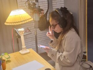 María Terremoto Instagram - 🎧🌺🇪🇸💚😇🧚