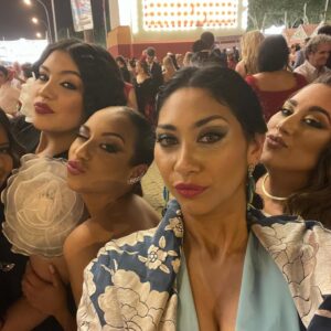 María Terremoto Instagram - RECAP FERIA DE ABRIL 2024🎡

1. Con mis bbsitas debajo de la portada 💃
2. REBUJITO y más enseres 
3. Las lucecitas que ponen en el altozano en navidad, también en el real 😎
4. Mi otro yo y yo😊🌸
5. Cosas que se hacen por amor en una recogida de feria 
6. Quería un vídeo chulo pero en verdad me daba vergüenza 🥹
7. CIERTOS PARECIDOS QUE SAQUÉ A LO LARGO DE ESTA SEMANA DE TANTA ALEGRÍA 😃

Hasta el año que vieneeeeeeeee🧚🧚🧚🧚🧚🧚🧚