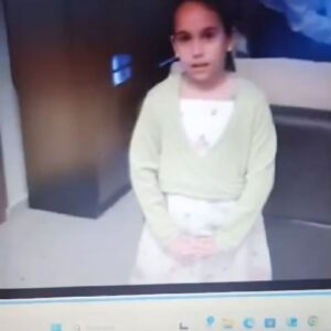 María Terremoto Instagram - Mis comienzos 😂😂😂😎😎😎😎💃💃💃🌺🌺🌺🌺 
no se que estaba cantando la verdad 🤷🏽‍♀️