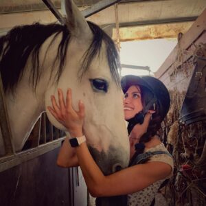 Maria Valentina Principi Instagram - La cosa più bella che mi hanno detto domenica, è che gli animali sembrano tranquillizzarsi vicino a me.
Un po’ è vero, ho sempre sentito una connessione profonda con tutti gli esseri viventi.
.
.
.

#horses #horse #nature #equestrian #horsesofinstagram #horseriding #animals #cavalli #photooftheday #instagood #photography #love #actress #model #horsestagram #country #picoftheday #animals #riding #instahorses #rider #wild #riders #cavallo #equitazione #horses_of_instagram #love #farm #travel #countryside