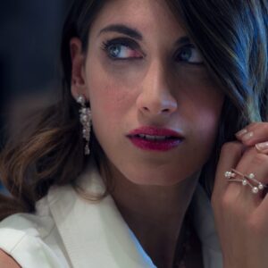 Maria Valentina Principi Instagram - Gioielli da mostrare 💍
Segreti da nascondere 🌒
.
.
.
#backstage #film #movieframe #italianactress #redlipstick #italianmodel #attriceitaliana #modellaitaliana #netflixactress #framebyframe #oscars #oscars2023 #noirmovies #filmnoir