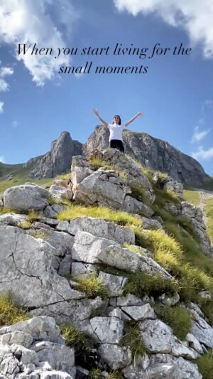Maria Valentina Principi Instagram - Piccoli momenti di felicità ⛰
.
#hiking #hikingadventures #trekkingitalia #trekkingmontenegro #arrampicata #hikingitalia #hikingmontenegro #climbinginspiration #naturereels #travel #girltravelling