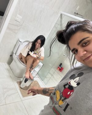 Maria Venture Instagram - feliz dia das namoradinhas 💋💋💋
