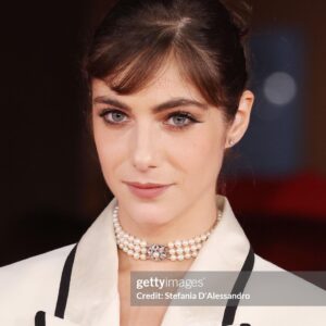 Maria Vera Ratti Instagram - Thatcher vibes from last night ✌🏻

@othersrl @vaneboz @la_sara_kane @zimmermann @volver.actor @nextmodels