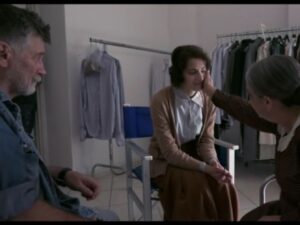 Maria Vera Ratti Instagram - Sono così grata di aver avuto il privilegio di conoscerti. Il modo in cui ti sei occupato di tutti noi, tutte le cose che mi hai insegnato, tutte le volte in cui ci hai tenuti per mano, come un vero capitano. Ma sopratutto Ale, ci hai voluto bene. Ci hai fatto crescere e fiorire perché ci hai voluto tanto bene, e ce ne hai voluto veramente. Ci hai scelto, ci hai protetto, hai giocato con noi e ci hai accompagnato, e non vederti più fa troppo male. Ti voglio tanto bene Alessandro