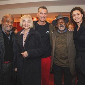 Maria de Medeiros Instagram - Relembrando mais uma fantástica edição do Festival de Cinema Brasileiro em Paris. Obrigada, querida Kátia Adller, pelas descobertas, os filmes extraordinários, os encontros e reencontros, a amizade e as conversas. Incandescente a homenagem a António Pitanga e rever a “Paixão segundo GH” de Luís Fernando Carvalho.
