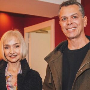 Maria de Medeiros Instagram - Relembrando mais uma fantástica edição do Festival de Cinema Brasileiro em Paris. Obrigada, querida Kátia Adller, pelas descobertas, os filmes extraordinários, os encontros e reencontros, a amizade e as conversas. Incandescente a homenagem a António Pitanga e rever a “Paixão segundo GH” de Luís Fernando Carvalho.