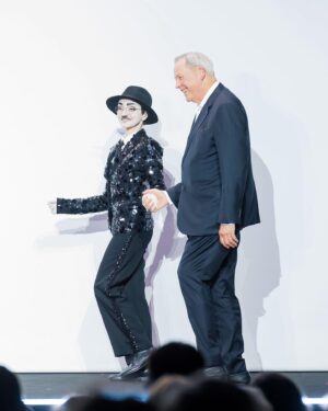 Maria de Medeiros Instagram - Ieri, prima di “Pessoa, since I’ve been me”, regia di Bob Wilson, al Teatro della Pergola, a Firenze. Ci staremo fino al 12 di Maggio.  Fotografie di Filippo Manzini
