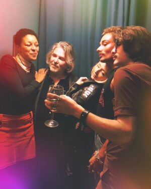 Maria de Medeiros Instagram - Paris, party time! Joyeux anniversaire Alexounet chéri. ❤️