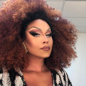 Mariah Balenciaga Instagram - Just a little something to tickle your Tuesday !!!😝 Go Visit www.Magickplanet.com to shop my new line of Candles 🥰#Mug4dayz #candlequeen #bitchunbothered #ballroomqueen #rupaulsdragrace