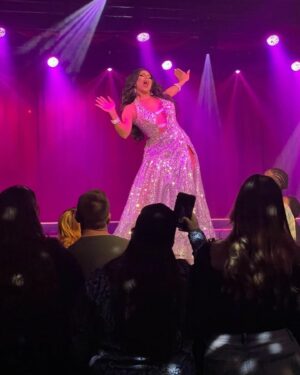 Mariah Balenciaga Instagram - Feeling and living my fantasy @centraltheatrehs !!!! Thank you for the best time, I had a blast♥️♥️♥️ gown: @eddie.couture hair: Me😝