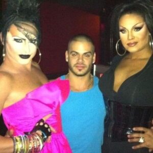 Mariah Balenciaga Instagram - Me and @phoenix_atl with our friend Oscar in Atlanta looking for trouble!!!! 2011😈🤣🤣🤣🤣🤣🤣