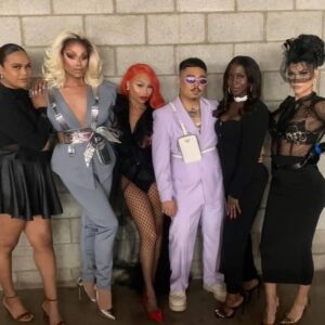 Mariah Balenciaga Instagram - Me and my Babies, they keep me young!♥️♥️♥️♥️🌹