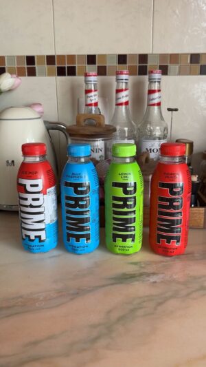 Mariana Baptista Instagram - Experimentei Prime, as bebidas hidratação do Logan Paul e do KSI e devo dizer que não fiquei convencida 😂 e você, já provaram? Ficaram curiosos? Contem-me tudo 🤭

#prime #primedrink #primehydration #pingodoce #loganpaul #ksi #tastetest #comeshopwithme #shopping #haul #dailyvlog #viralproducts #viral #finds #portugal