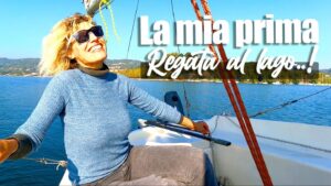 Marianna De Micheli Instagram - E così ho fatto anche la mia prima regata al lago, al lago di Viverone.
Cercavo un posto dove fare due bordi vicino alla casa di terra, qui nel Canavese, mi sono dunque imbattuta in questo lago e nel Circolo Nautico Torino che mi ha dato la possibilità di farlo.
Simpatici e disponibili, con ristorante e bar annesso, mi hanno dato a disposizione un Meteor.
Per me era la prima volta che portavo una barca, che non fosse la mia, in veste di comandante; ammetto l'apprensione.
Ma deve essere andato evidentemente tutto bene, perché mi hanno invitata a partecipare alla regata che si sarebbe tenuta il giorno dopo.
Ed ecco qui che è successo... salite a bordo con me.
BUONA ONDA🌊
.
.

#mariannademicheli #navigattrice #siamosullastessabarca  #italia #italy #nautica #barcaavela  #barcavela #velistiinfacebook  #lago  #lagodiviverone #sail #sailiglife #piemonte #regata #regataallago #mollotutto #circolonautico #circolovelico #circolonauticotorino #vento #sailing #nautica @francooberto @circolonauticotorino