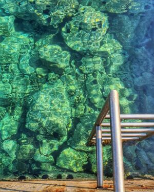Marianna De Micheli Instagram - L'acqua del Porto di Marina di Campo.
... what else!? 💕