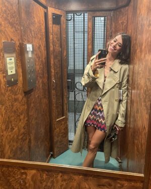 Marianna Di Martino Instagram - Ieri sera alla presentazione di @hollywoodreporter.it in occasione del @romacinemafest 🎥💫
Grazie infinite @lorenzodelia 
@concitadegregorio 
@thepinuzz 
_________________________________
@francescagiulini_pro x @cotril
@missoni
@santoni
Styled by @mary_grace_sc 
Pr @mpunto_comunicazione 
————————————————————
1) quando vai.
2) quando torni.
Nota le differenze. 👣