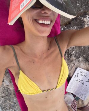 Marianna Di Martino Instagram - Estate ‘23 _ 
parte ventordicentomila 🌞🌊