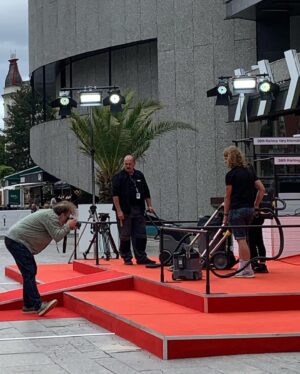 Marianne Fortier Instagram - KVIFF avec les rigolos 🥳
