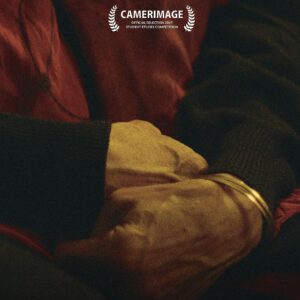 Marianne Fortier Instagram - Un honneur d’être en compétition au festival de direction photo CAMERIMAGE pour Harevan, film de fin d’études réalisé par Marilou Caravecchia-Pelletier dont j’ai fait la photo! On va aller voir ça l’air de quoi la Pologne pis chiller avec les grands. 💃🚀 Un grand merci encore une fois à notre équipe merveilleuse, incluant nos comédiens de talent, et surtout, à mes bons chums assistants cam, électros et machinos. Merci les boys 💪

Allez liker notre page Facebook! 🎉😉