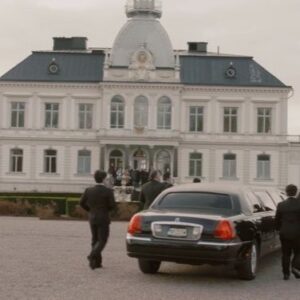 Marie Agerhäll Instagram - Hur långt har de sprungit? Dips S02 @svthumor @svtdrama