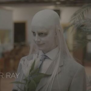 Marie Agerhäll Instagram - Många av Sveriges största artister var med i SVT:s Abba-hyllning Thank you for the music. Men alla kunde inte vara med. Två klipptes bort. Min idol @feverray och Jespers enda band @bobhund 

Musikproducent: @albinho1986 

🎥 @lukasbackland 
✂️ @lisboll 
🔊 @erikhenebratt 
💄@sminkmia

@grammissverige