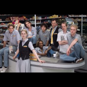 Marie Bloching Instagram - Süsse Mäuse bei @primevideode “Die Discounter” LOL 🧟‍♀️⚡️💕