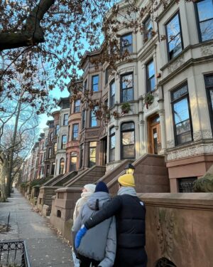 Marie Gillain Instagram - Les gnomes à Park Slope, magique Brooklyn!
