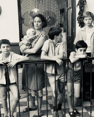 Marie Gillain Instagram - Cette famille là bientôt au cinéma ❤️
Léo, Bastian, Sacha et Elies