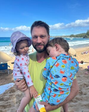 Marie-Joëlle Parent Instagram - First week of January in our favorite place 🌺 🌊 🏄‍♀️