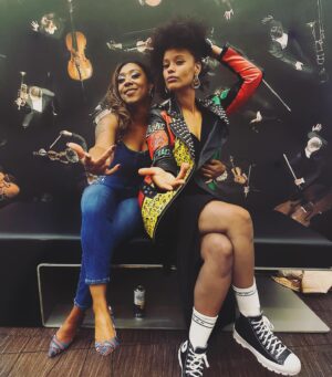 Marième Ndiaye Instagram - 🥹Les mots me manquent pour exprimer ce que j’ai vécu  avec vous en fin de semaine. Je me sens choyée d’avoir foulé la scène avec ces artistes légendaires et d’avoir pu partager ce moment Historique avec eux.
On est Ensemble 🖤🙏🏾🙏🏾

MERCi et BRAVO @webster_ls 🫶🏾

#JKyll 
@skandalofficiall 
@webster_ls 
@souldia.officiel
@dramatikavecuncas 
@impossnation 
@taktika_officiel 
@yvonkreve 
@mbk_black_geronimo 
@rainmenlund2 
@shoddy_dmanyaktv 
@danji.danj187 
@osq_officiel 
@grandtheatreqc 
@coyoterecords 

.
.
.
#Marieme #Mario #Souldia #Webster #Skandall #Rainmen #Shoddy #Taktika #83 #Muzion #LimoilouStarz #Limoilou #Lland #Rap #OSQ #hiphop #hiphopmusic #sanspression #sp #tptsaboteur #converse