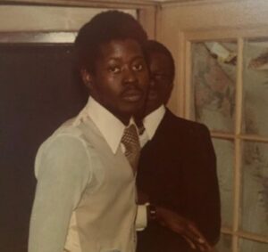 Marième Ndiaye Instagram - Joyeux anniversaire Papa ❤️
✨Homme de Coeur, d’Amour, de Famille & de Convictions. Tu nous as appris la loyauté, la détermination, la persévérance dans tout ce qu’on entreprend 🙏🏾

Je cheris nos moments, nos échanges et notre amitié 🥰

Tu es notre pilier, notre capitaine de la Famille. 

Je t’aime Pop ❤️
#Marieme #Mario #Dad #Daddy #Father #Senegal #Limoilou #blackisbeautiful #Family #FamilyFirst #Love