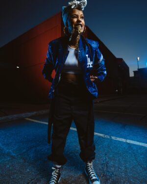 Marième Ndiaye Instagram - 📸🤌🏾 @mutetienne 

« You’ve got yours
I’ve got mines and we’re balling
So call up everybody
Let’s pitch in ona party for sure » - @djquik 

#Djquik #Marieme #Mario #Photoshoot #Qcity #Blackisbeautiful #blackwomen #black #rap #artwork #melanin