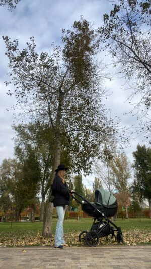 Mariia Pustova Instagram - Звичайний день
У Києві осінь 🍂