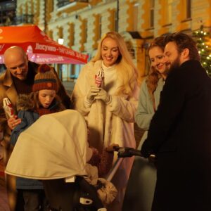 Mariia Pustova Instagram - Показ фильма «Зірки за обміном» заканчивается!
Надеюсь Вы успели посмотреть?
@zirky.movie 

Foto backstage 🎬
#зіркизаобміном #актрисапустова #марияпустовая #актрисамарияпустовая #актрисатеатраикино #пустовамаріязіркизаобміном