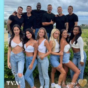 Marilou Lacharité Instagram - C’est ce soir que vous pourrez connaître la suite de mon aventure à @liledelamourtva ! L’épisode sera disponible dès 18 h sur TVA  ( le lien est dans ma bio ) 😍😘 lets GO Marilou on t’aime signé @kevinskyle__kk