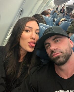 Marilou Lacharité Instagram - January 5th 2024 : Saw each other for the first time 👀

January 11th 2024 : Hopped on a plane to spend 5 days in the Domimican Republic together ✈️

Take a chance. You never know how perfect something could turn out to be. ❤️

#couple #couplegoals #fitcouple #travel #love