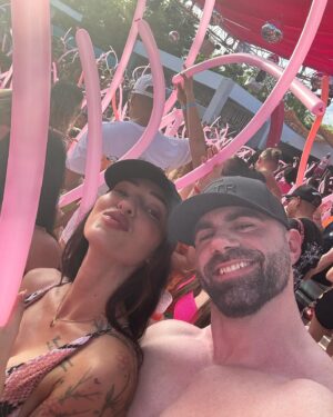 Marilou Lacharité Instagram - January 5th 2024 : Saw each other for the first time 👀

January 11th 2024 : Hopped on a plane to spend 5 days in the Domimican Republic together ✈️

Take a chance. You never know how perfect something could turn out to be. ❤️

#couple #couplegoals #fitcouple #travel #love