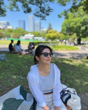 Marina Namiki Instagram - ☀️🥐🧺

GWも残りわずかとなりましたね。
わたしは連休中喉を痛めてしまい、ずっと休んでいましたがなんとか回復してきました...！
けんこうだいいち。
身体が元気じゃないと何も楽しめないよね。
お家でのんびりする時間も楽しかったけど
お日様たくさん浴びて元気をチャージしたいって思いました！

みなさんも気をつけてくださいね！

#並木万里菜#テレビ朝日アナウンサー#テレビ朝日#テレ朝#アナウンサー