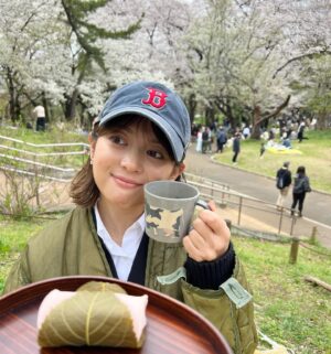 Marina Namiki Instagram - 🌸
さくらが恋しい。

#さくらもち 
#花見
#お花見
#代々木公園